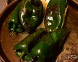 Foto del paso 1 de la receta: Chiles rellenos de queso al estilo michoacan