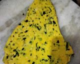 A picture of step 2 of Methi paratha.