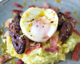 Foto del paso 7 de la receta: Puré de patata con jamón, foie y huevo poché trufado