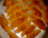 A picture of step 10 of Jiko baked Croissants.