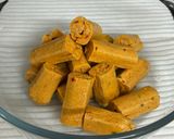 A picture of step 1 of Chicken Spicy Sausage Masala Fry.