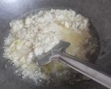A picture of step 1 of Mushroom Matar malai sabji.