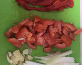 Foto del paso 1 de la receta: Carrillada al vino tinto