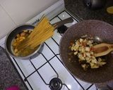 Foto del paso 1 de la receta: Fideo con salsa y verduras