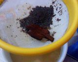 A picture of step 5 of Cinnamon Milk Tea.