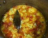 A picture of step 4 of Vegetable Rice in Pressure Cooker.