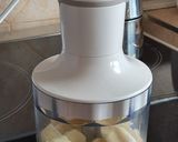 Foto del paso 2 de la receta: Pasta de ajo súper práctica para tener lista en el freezer