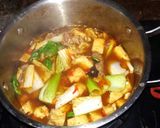 Foto langkah ke 4 dari resep Sukiyaki Tomyam ala Rumahan.