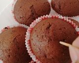 A picture of step 7 of Chocolate Almond cupcakes.