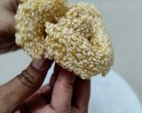 संक्रांत स्पेशल तिळाची फुलदाणी (Tilachi Fuldani Recipe In Marathi) रेसिपी स्टेप 3 फोटो 