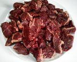 Foto del paso 1 de la receta: 🍲Guiso de carne🍲 {en olla rápida}
