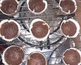 A picture of step 3 of Chocolate cupcakes with buttercream Frosting.