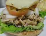 Foto del paso 9 de la receta: Sánduche🥪de pollo🍗manzana🍏 y cebolla🧅caramelizadas con queso🧀y vegetales frescos🥗
