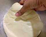 Foto langkah ke 3 dari resep Tuna Melt Pan Pizza (Basic Dough).