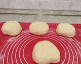 Krémtúrós-virslis kifli (sütőporos) 🥐 recept fázis 2 fotója