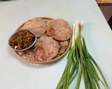લીલા કાંદા નું શાક (Green Onion Shak Recipe In Gujarati) રેસીપી સ્ટેપ2ફોટો