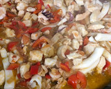 Foto del paso 2 de la receta: Arroz con Carne y pescado