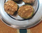 भरवा शिमला मिर्च (Bharwan Shimla Mirch recipe in Hindi) रेसिपी चरण 2 फोटो