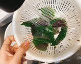 A picture of step 5 of Cucumber with Shiso sweet vinaigrette salad.