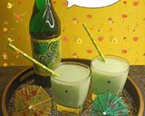 A picture of step 2 of Pakola milk shake.