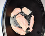 Foto del paso 1 de la receta: Pechugas de pollo rellenas en salsa de cerveza