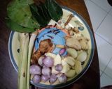 Foto langkah ke 2 dari resep Sop Ayam Klaten ala Pak Min (Insya Allah mirip bangeet).