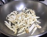 杏鮑菇炒牛肉的食譜步驟2照片