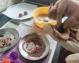 ড্রাই ফ্রুট ট্রাফলস্(dry fruit truffles recipe in bengali) রেসিপির ধাপ 6 ছবি