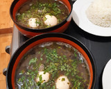 Foto del paso 1 de la receta: Sopa negra con huevo duro