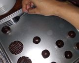 Foto langkah ke 7 dari resep Choco cookies tanpa mixer.