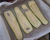 Foto del passaggio 2 della ricetta 🥒Involtini sfiziosi di zucchine e crudo🍖