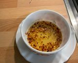 Une image de l'étape 14 de Carottes fanes confites au miel sauce ricotta, skyr et coriandre.