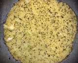 Foto del paso 10 de la receta: Coliflor: cous cous falso con manzana y zanahorias, base de pizza & tortitas con queso fresco