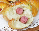 Foto langkah ke 8 dari resep Roti Sosis Sapi - Sausage Hotdog Bun,Delicious.