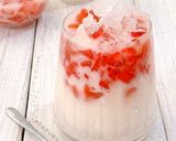 Foto langkah ke 5 dari resep Es Jelly Kelapa Merah Putih Creamy.