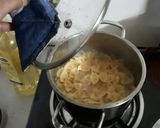 Hình bước làm 1 của món Nui nơ xào Giò