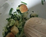 Foto del paso 4 de la receta: Potaje de espinacas y albóndigas de bacalao
