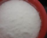 A picture of step 1 of Biscuit Rabri mixed fruit tart.