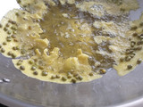 Peyek kacang ijo