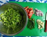 Foto langkah ke 2 dari resep Tumis Pare Tuna.