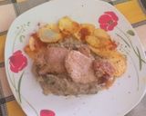 Foto del paso 1 de la receta: Solomillo de cerdo con salsa de champiñones y papas dolar