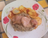 Foto del paso 1 de la receta: Solomillo de cerdo con salsa de champiñones y papas dolar