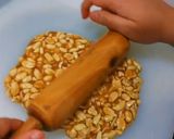 A picture of step 8 of Peanut jaggery chikki.