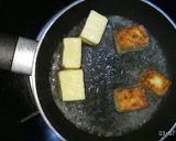 A picture of step 2 of Papad paneer boat.