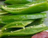 Foto del paso 3 de la receta: Solomillo de cerdo con pimientos verdes