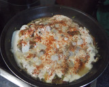 Foto del paso 2 de la receta: Pasta con champiñones con cebolleta-ajetes y nata