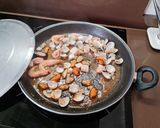 Foto del paso 1 de la receta: Paella Marisco
