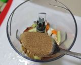 Foto langkah ke 3 dari resep Ayam Ungkep Air Kelapa Bumbu Kuning.