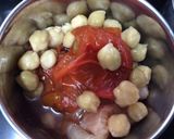 A picture of step 2 of Chhole kulcha.