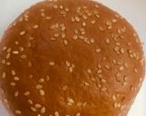 A picture of step 3 of Zinger Burger.